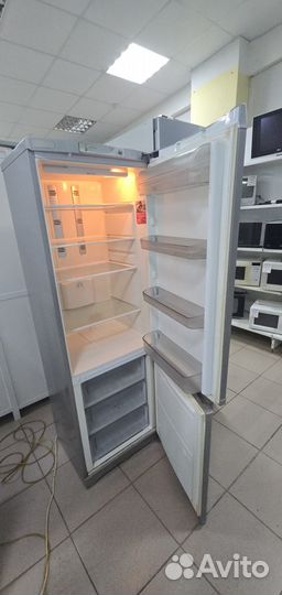 Холодильник hotpoint ariston (no frost)