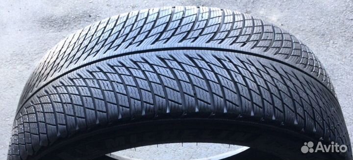 Michelin Pilot Alpin 5 SUV 275/45 R21