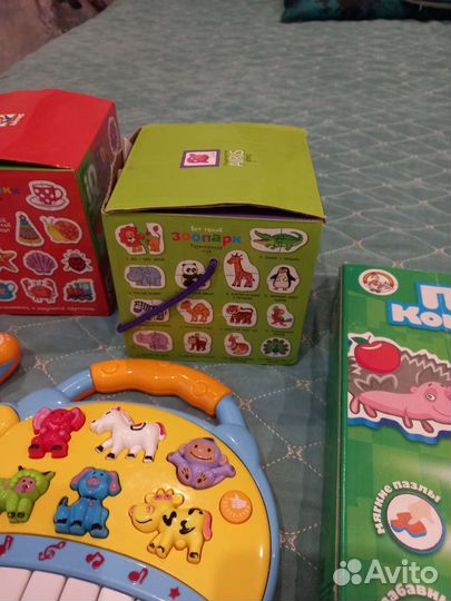 Игрушки и пазлы