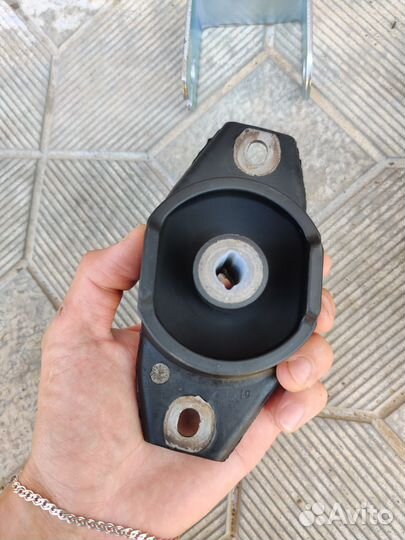 Комплект опор двигателя ваз 2110-2112, 2170