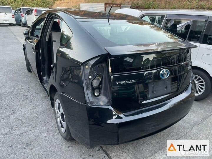 Ступица задняя левая toyota prius