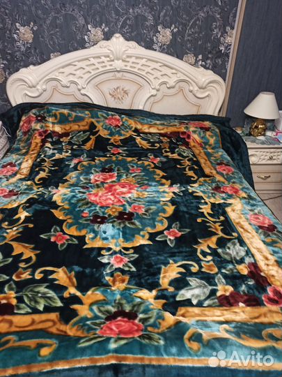 Большое двойное велюровое покрывало