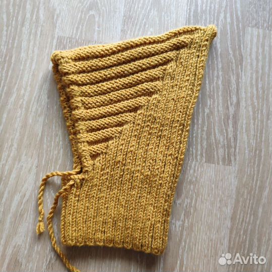 Шапки, панама, пинетки, чепчик, варежки, носки