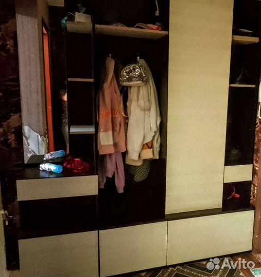 Шкаф для прихожей