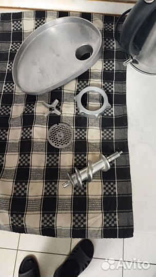 Мясорубка Kenwood MG-516