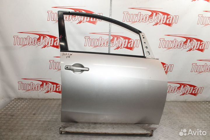 Дверь передняя правая Mitsubishi Grandis NA4W