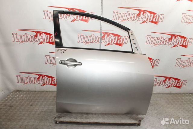 Дверь передняя правая Mitsubishi Grandis NA4W