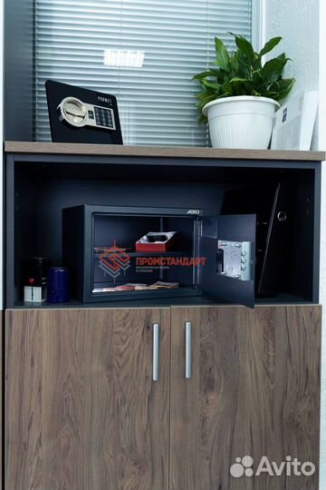 Сейф металлический для ценностей