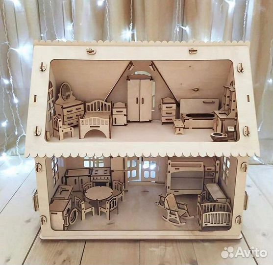 Домик кукольный