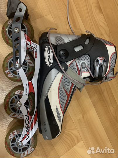 Роликовые коньки