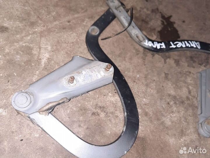 Петля капота chery amulet