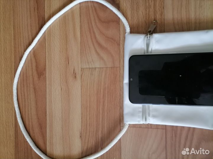 Сумка для телефона, ключей и прочей мелочи