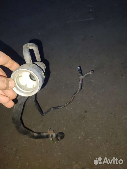 Toyota corolla 120 хэтчбек горловина бензобака