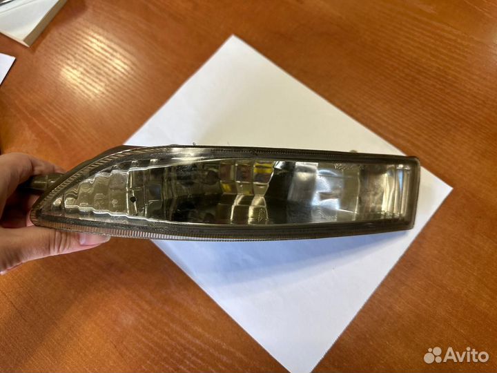 Фара противотуманная передняя