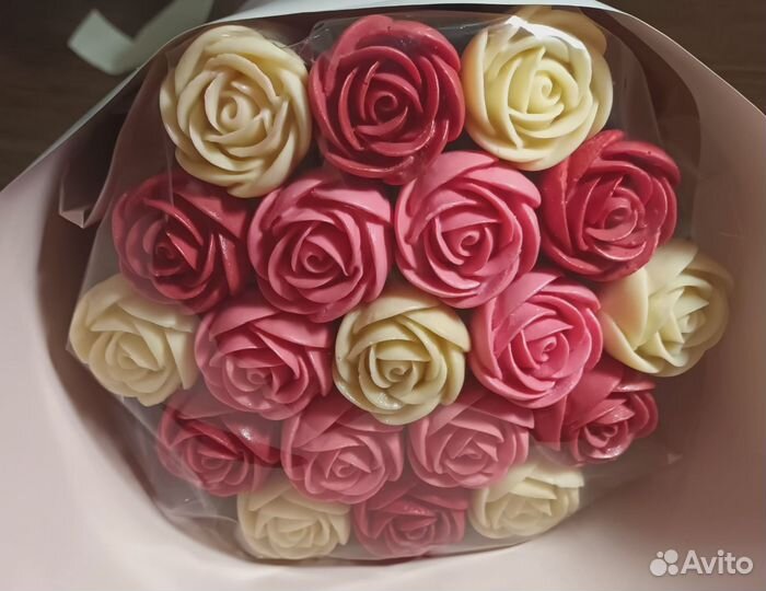 Букеты из шоколадных цветов