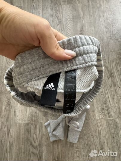 Спортивный костюм adidas