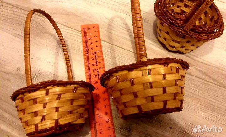 Корзинки плетёные, маленькие