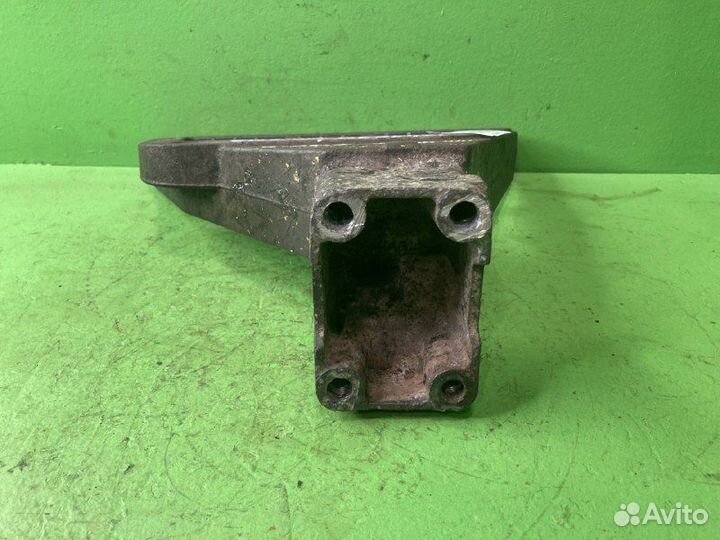 Кронштейн подножки DAF XF105