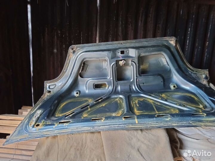 Продам капот для дэо нэксия 97г