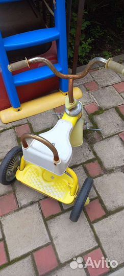 Детский трёхколёсный велосипед