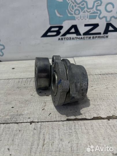 Натяжитель ремня Volkswagen Touareg 3