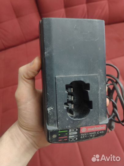 Зарядка для шуруповерта metabo c45