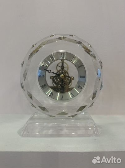 Настольные часы