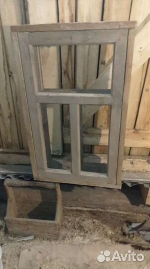 Деревянное окно