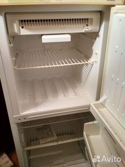 Холодильник stinol 104