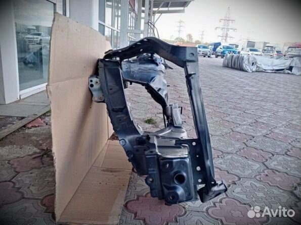 Четверть передняя правая Тойота рав 4 50