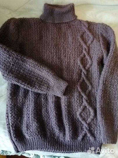 Мужской свитер вязаный