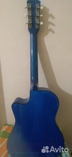 Акустическая гитара