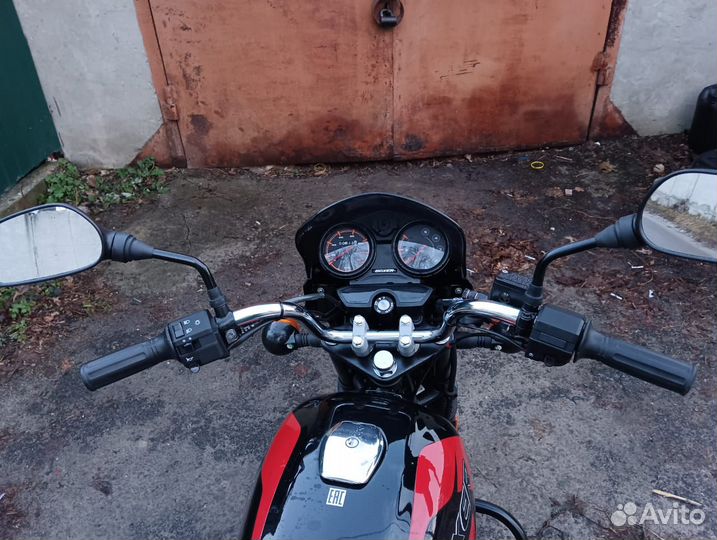 Мотоцикл Bajaj Boxer 150 x