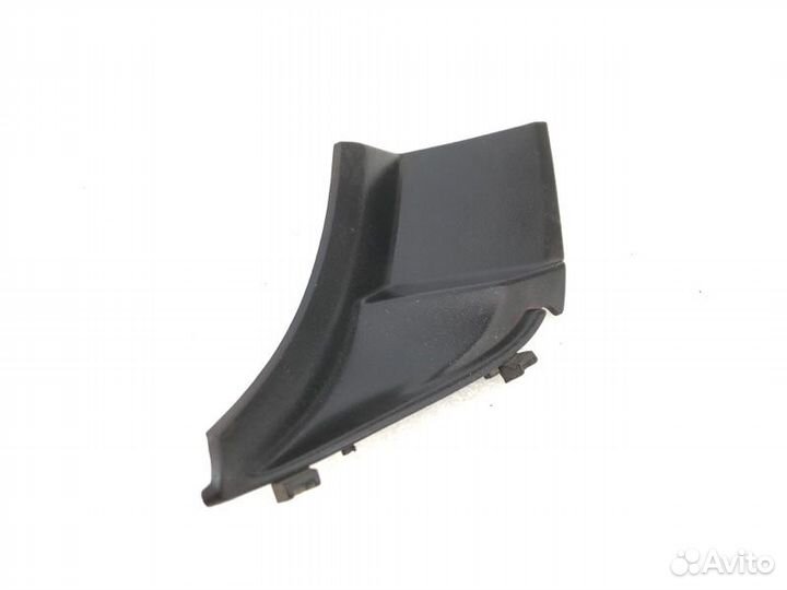 Жабо уголок правое Mitsubishi L200 KL1T 4N15 2022