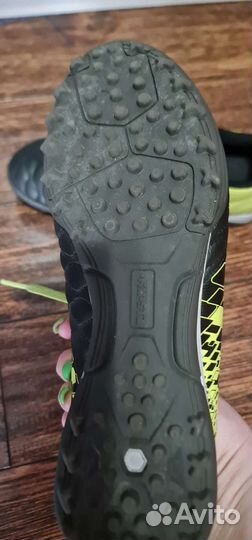 Футбольные бутсы