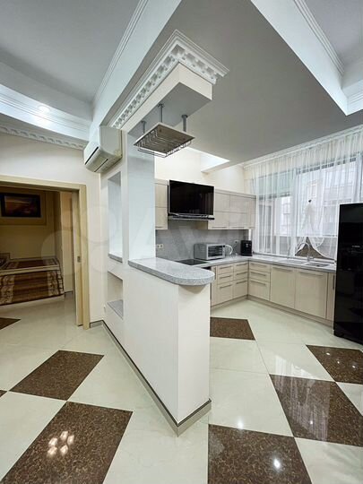 3-к. квартира, 240 м², 22/23 эт.