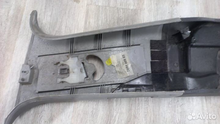 Обшивка стойки правая Volkswagen Touareg 7LA BMV