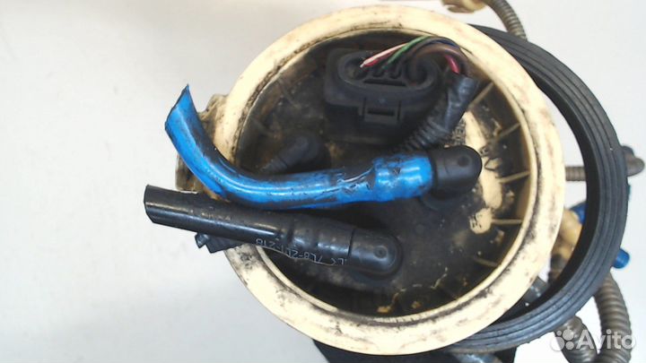 Насос топливный электрический Audi Q7, 2006