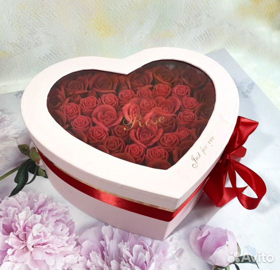 Шоколадные розы в подарок из бельгийского шоколада