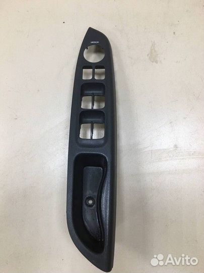 Накладка блока управления стеклоподьемников