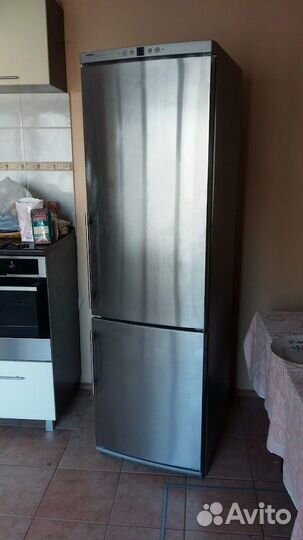 Холодильник Liebherr BlueLine NoFrost