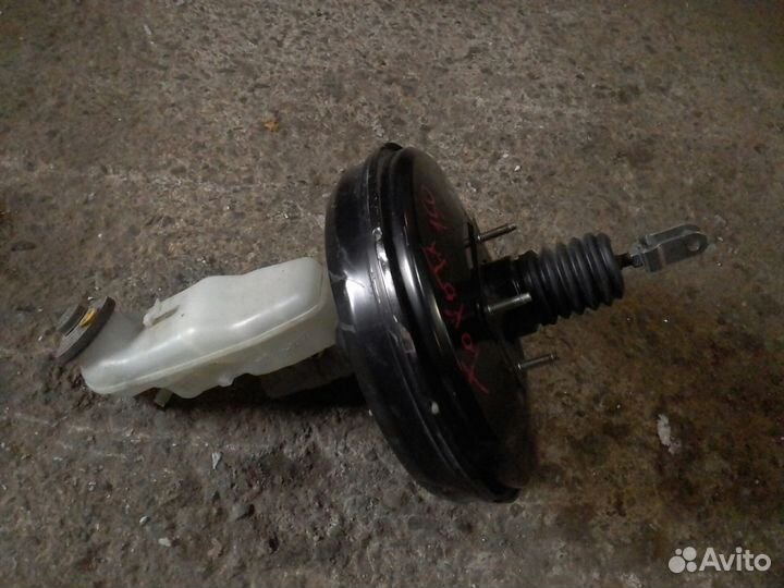 Toyota Corolla E 150 / Вакуумный усилитель