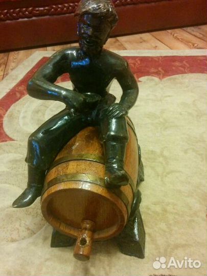 Статуэтка бочонок