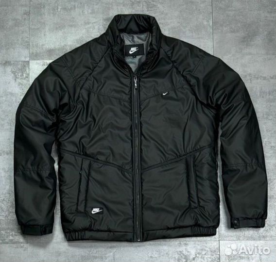 Куртка Nike черная
