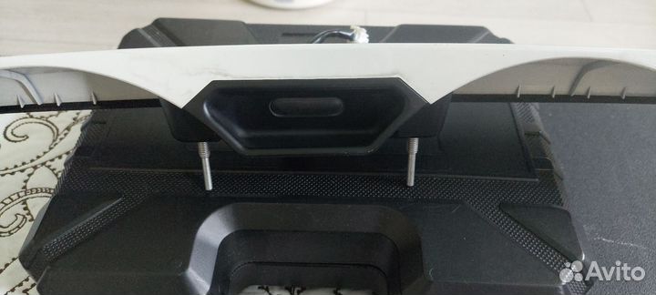 Задняя накладка на Suzuki SX4 с бескл. доступом