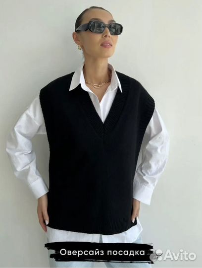 Жилетка женская вязаная