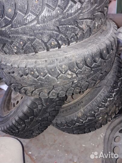 Hankook Winter Radial W404 185/65 R15 26M