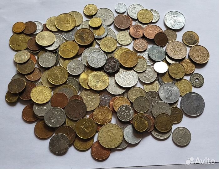 Монеты стран