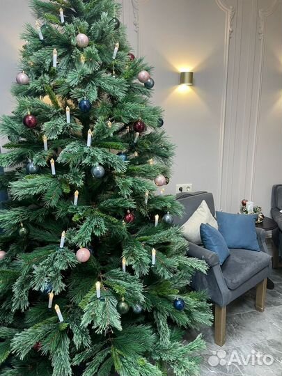 Ель новогодняя ростом 3.60м