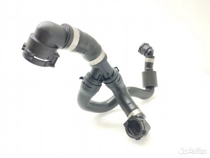 Патрубок системы охлаждения Mercedes-Benz E-Class